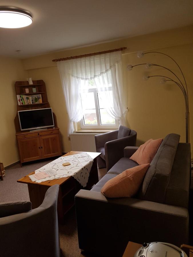 Ferienwohnung Siebmann ノイルピーン エクステリア 写真